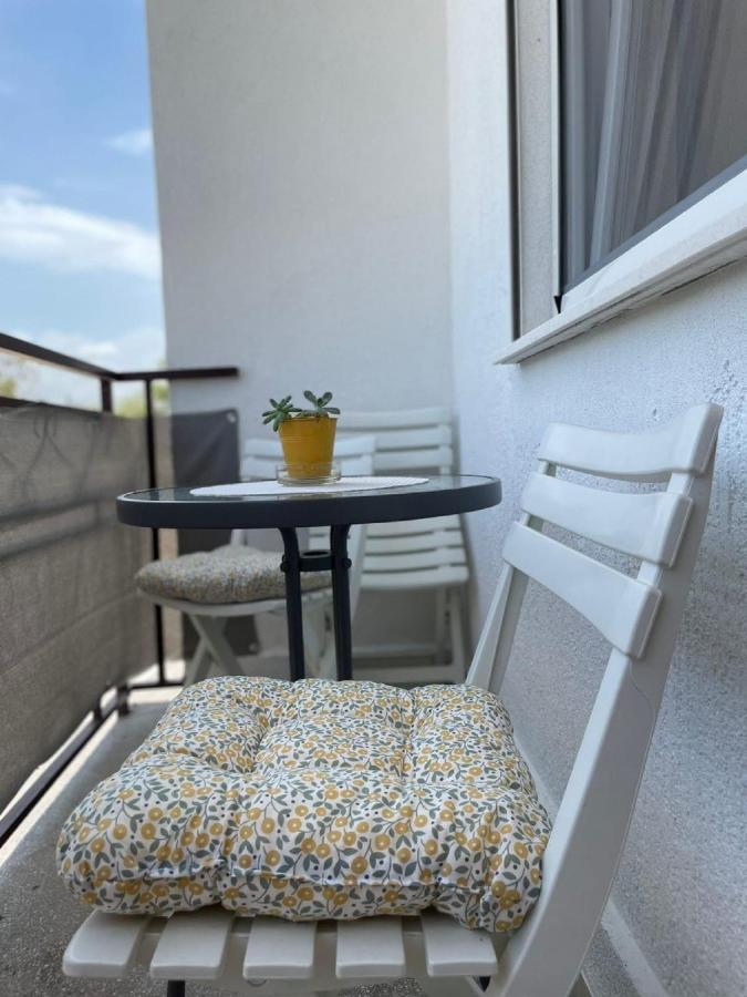 Apartman Luka Jadrtovac Bagian luar foto