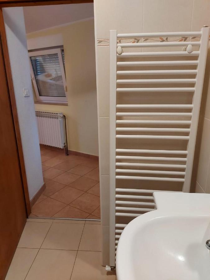 Apartman Luka Jadrtovac Bagian luar foto