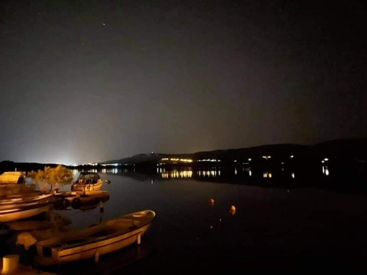 Apartman Luka Jadrtovac Bagian luar foto